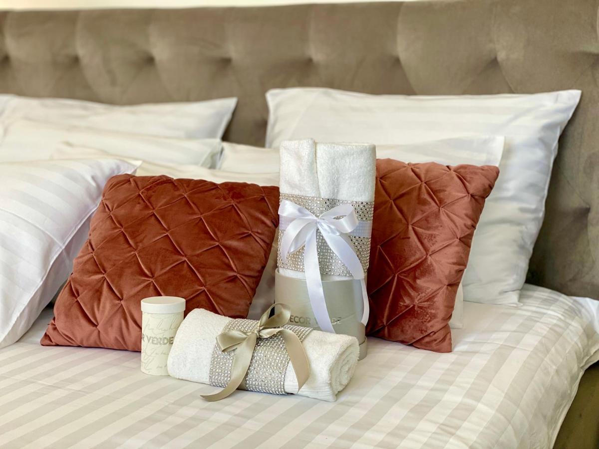 Apartman Sogni D'Oro Apartment พูลา ภายนอก รูปภาพ