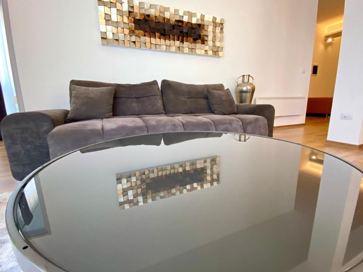 Apartman Sogni D'Oro Apartment พูลา ภายนอก รูปภาพ