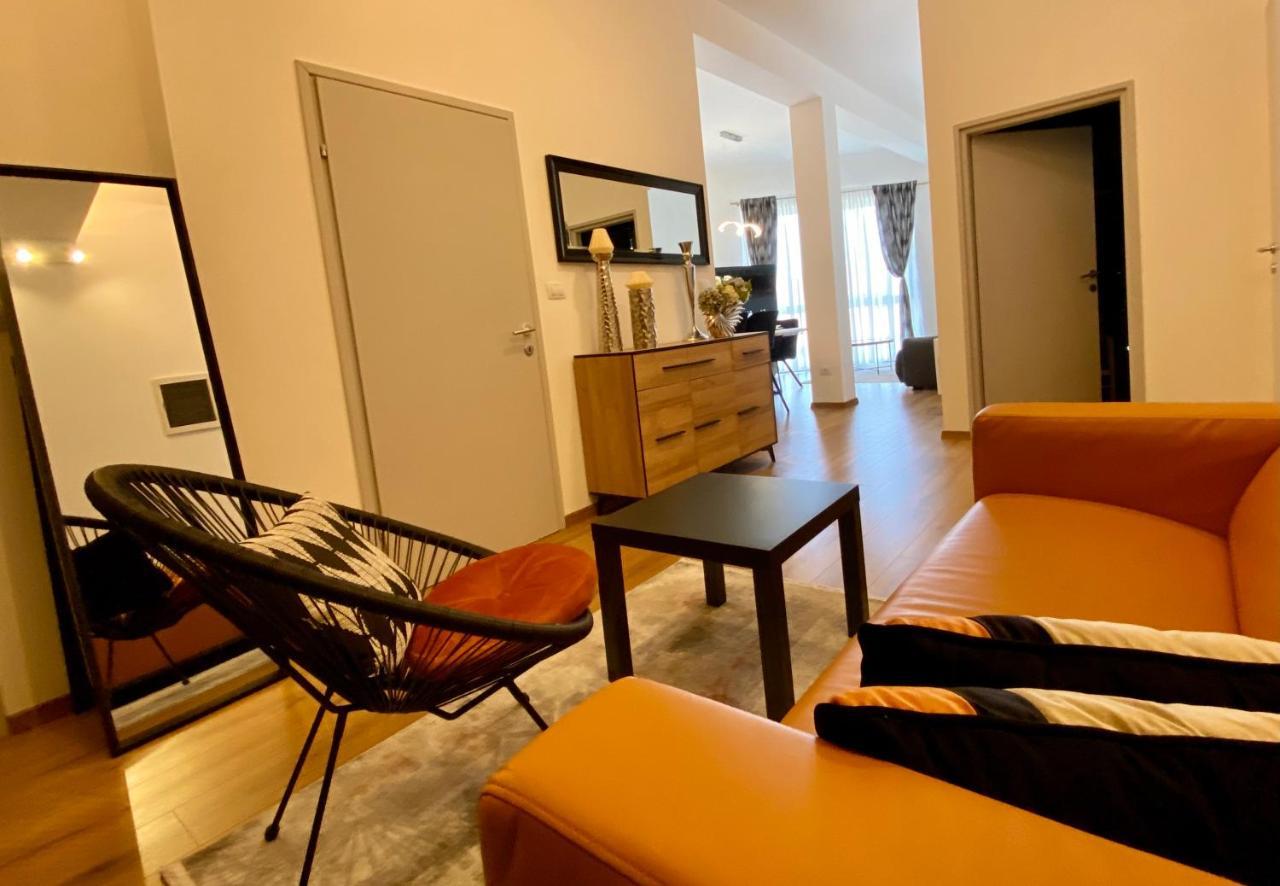 Apartman Sogni D'Oro Apartment พูลา ภายนอก รูปภาพ